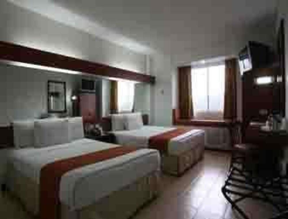Microtel By Wyndham Baguio Baguio City Værelse billede